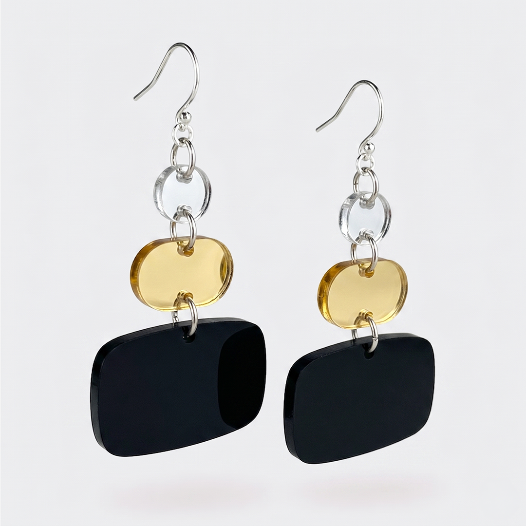 Stepped Earrings in black and gold